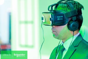 Schneider Electric_ VR - A look into Data Centers