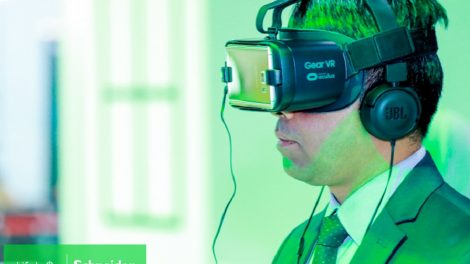 Schneider Electric_ VR - A look into Data Centers