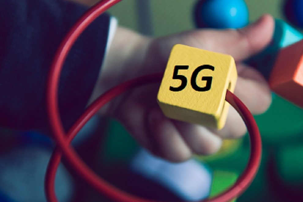 Potential impacts of 5G on the education sector