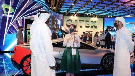 Etisalat is pushing the boundaries of innovation at the 40th edition of GITEX Technology Week, as it takes everyone on a journey of immense possibilities in the future of mobility and retail with the transformative power of 5G and futuristic technologies.