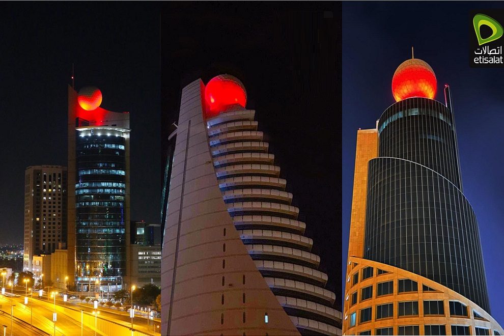 etisalat-buildings-uae-light-up-in-red