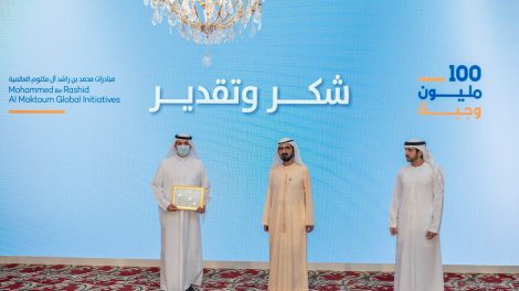 sheikh-mohammed-honours-etisalat