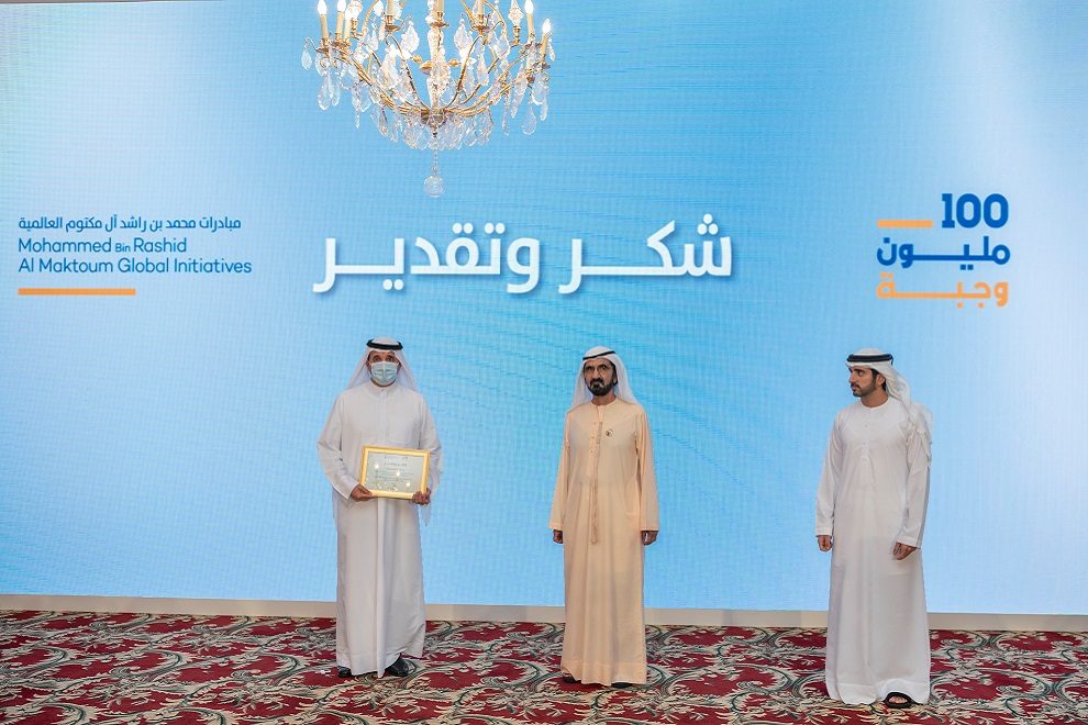 sheikh-mohammed-honours-etisalat