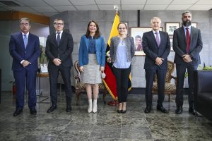 HISPASAT is collaborating with the government of Ecuador on bridging its digital divide with two pilot tele-education and telemedicine projects via satellite