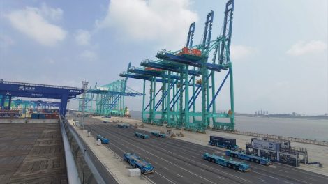 Huawei and Tianjin Port jointly built a driverless, zero-carbon “vehicle-cloud synergy” horizontal transportation solution