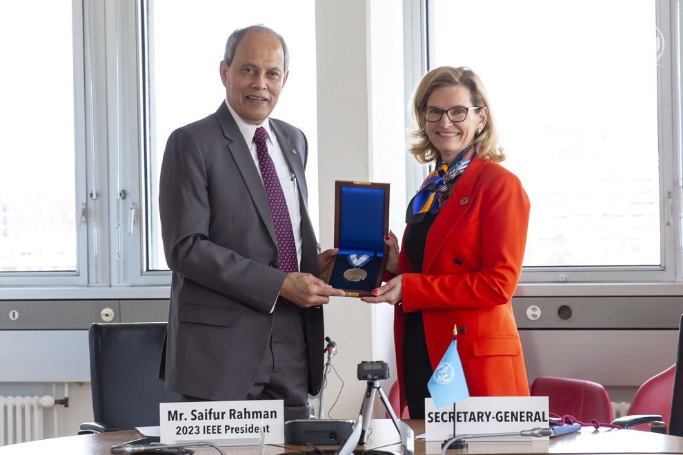 ITU Secretary-General Doreen Bogdan-Martin receives IEEE President’s Award