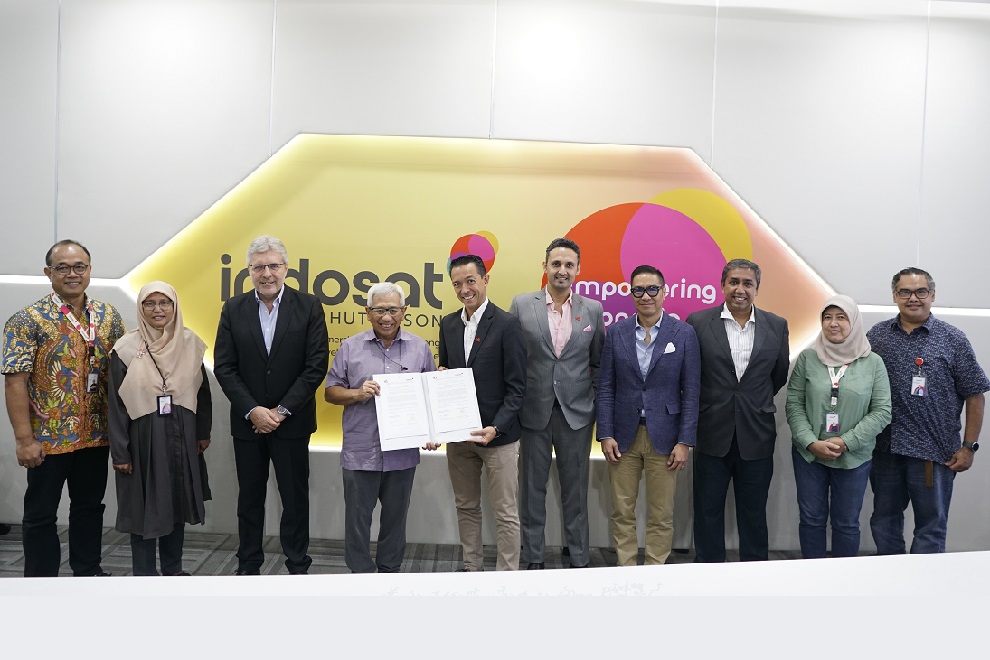 e& and Indosat enhance cooperation in international voice traffic between Indonesia, UAE and beyond