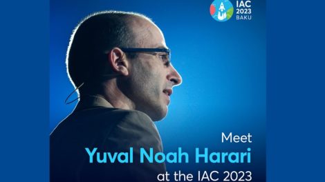 Yuval Harari patricipates at IAC in Baku