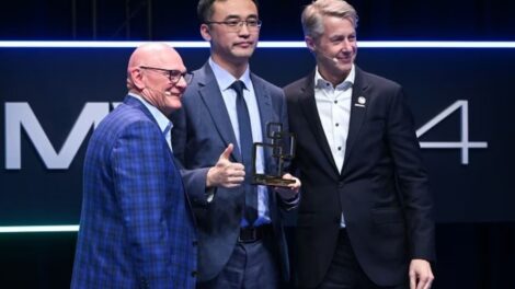 Huawei wins the GSMA GLOMO 'Best Mobile Technology Breakthrough' Award for Its "0 Bit 0 Watt" Solution