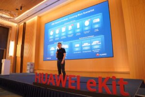 Connect IT with Huawei eKit