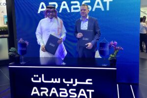 Quadsat and Arabsat sign MoU for spectrum management and antenna qualification