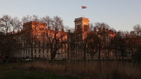 Eutelsat to deliver LEO connectivity for UK government