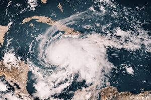 Eutelsat and Neptune Communications support Jamaica