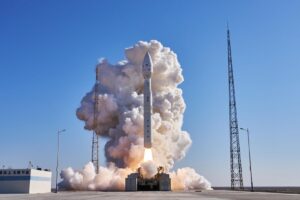 UAE launches Arab Satellite 813