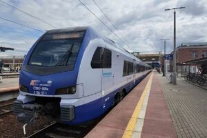 Eutelsat advances connected rail in Poland